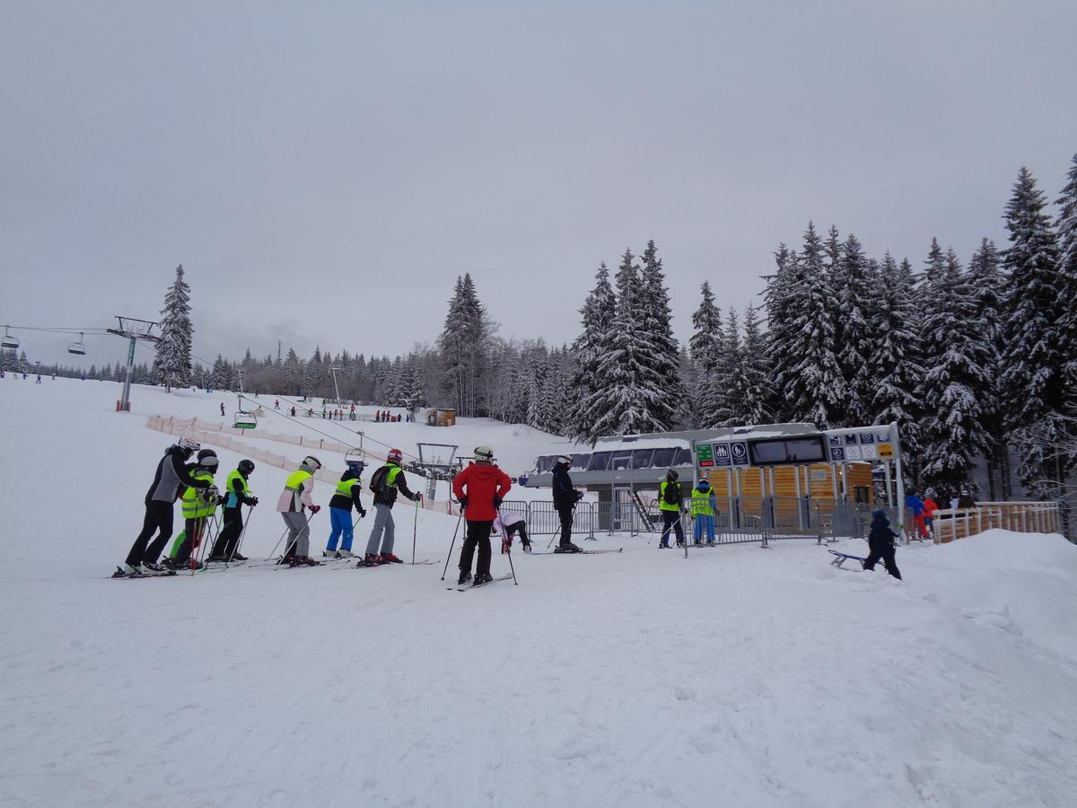 Penzion Medvedin Dolni Misecky Buitenkant foto